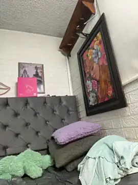 SALOME KORLAND online show from 04-17-26, 07:28