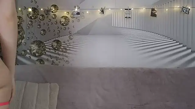 EvoletteLouLou online show from 03-03-26, 09:38