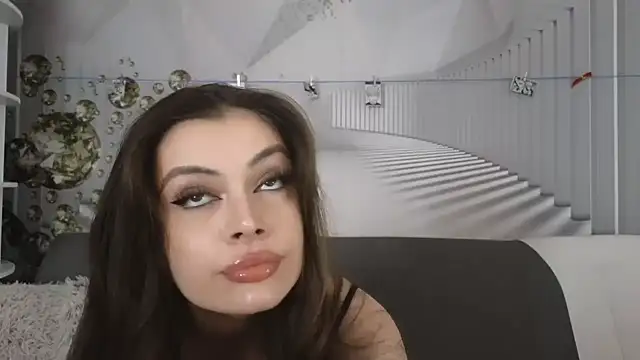 Snapshot of EvoletteLouLou chatting on 09-25-25, 01:17 EvoletteLouLou online show from 09-25-25, 01:17