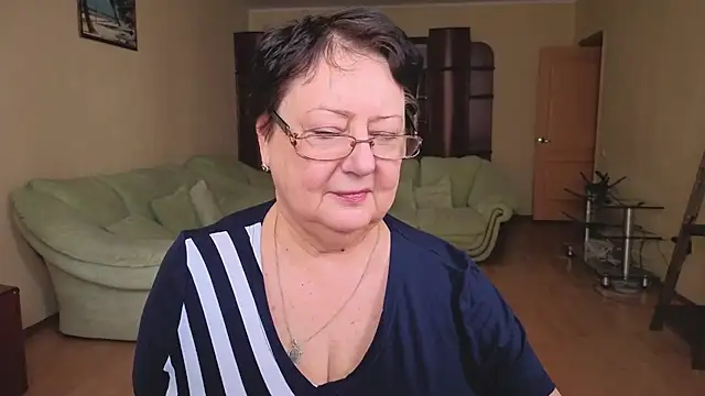 Snapshot of Margo_Moll chatting on 02-18-26, 07:17 Margo Moll online show from 02-18-26, 07:17