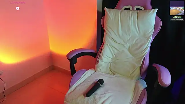 Anyone  666 online show from 02-12-26, 11:04