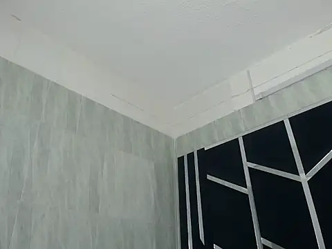 chaniesmith69x online show from 09-15-25, 04:35