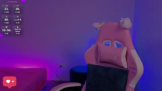 Gaby  Howards online show from 03-25-26, 07:02