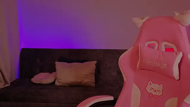 Gaby  Howards online show from 03-23-26, 07:03