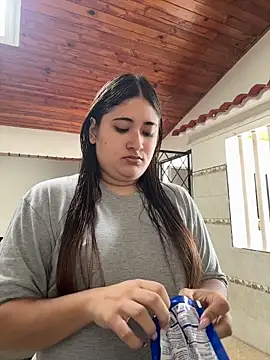 Gaby  Howards online show from 12-19-25, 01:35