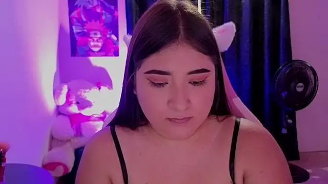 Gaby  Howards online show from 10-25-25, 07:03