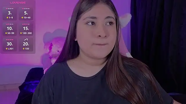 Gaby  Howards online show from 11-21-25, 09:03