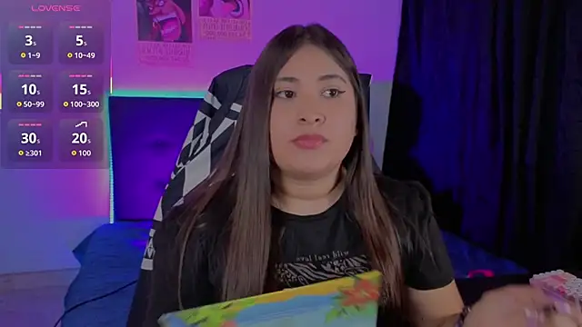 Gaby  Howards online show from 11-24-25, 07:03