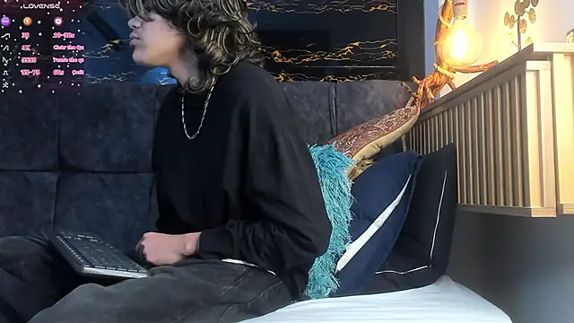 Diamond twink online show from 11-14-25, 04:16