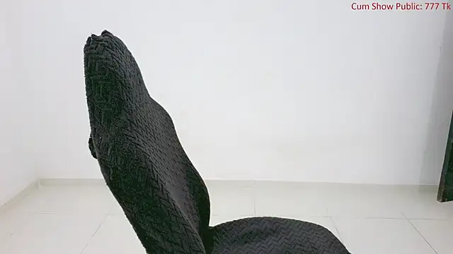 Snapshot of Thommy_cute chatting on 06-21-26, 08:36 Thommy cute online show from 06-21-26, 08:36