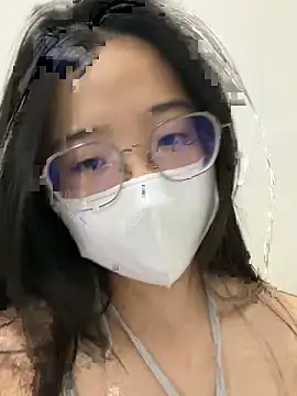 LHeart online show from 04-15-26, 02:32