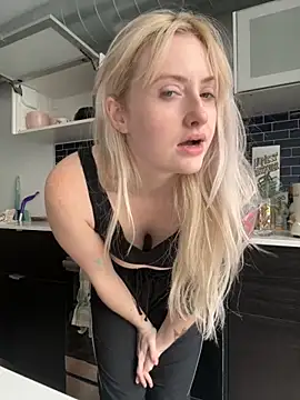 seeunexttuesday online show from 10-28-25, 06:40