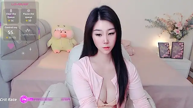 Snapshot of Tang--Tang chatting on 09-10-25, 05:17 Tang--Tang online show from 09-10-25, 05:17