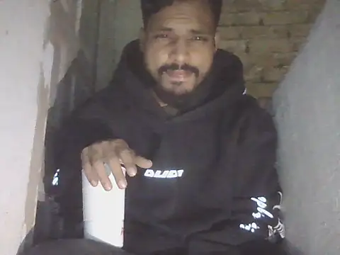 sofiacpl  online show from 11-08-25, 05:38