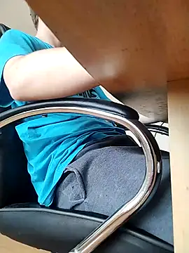 Milo 100 online show from 04-11-26, 02:10