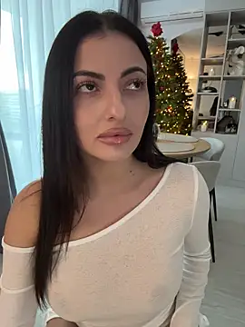 NicoleBrawn online show from 12-04-25, 10:03