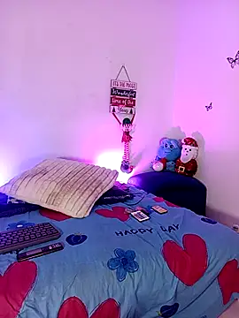 Fox Roxxan online show from 12-15-25, 01:22