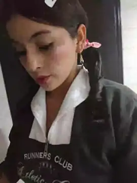 Fox Roxxan online show from 04-17-26, 02:25