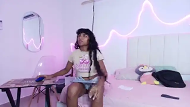 Snapshot of Andre_lezcano chatting on 02-06-26, 06:04 Andre lezcano online show from 02-06-26, 06:04