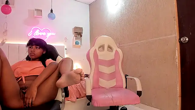 Andre lezcano online show from 10-19-25, 08:00