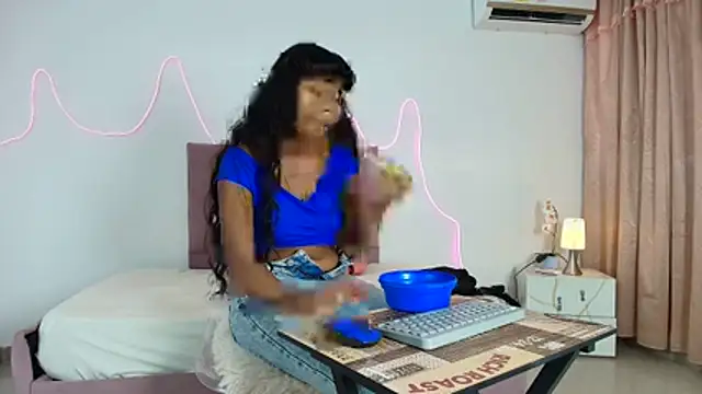 Snapshot of Andre_lezcano chatting on 02-12-26, 07:57 Andre lezcano online show from 02-12-26, 07:57