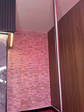 Stephany Rodriguez online show from 12-20-25, 12:19