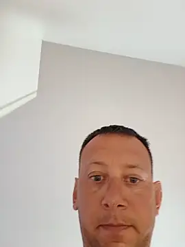 Alessio1987 online show from 06-10-26, 11:22
