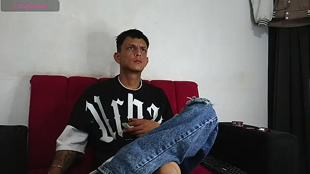 andrewcoopper1 online show from 06-26-26, 02:50