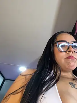 KatlynRous online show from 02-28-26, 05:34