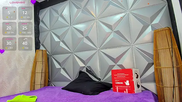 GreciaFox1 online show from 11-25-25, 11:10