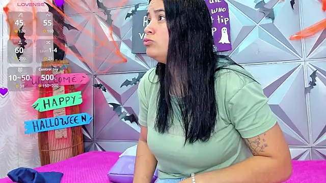 GreciaFox1 online show from 10-31-25, 11:18