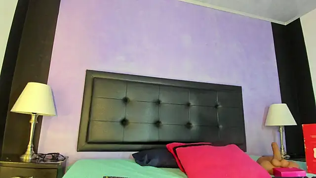 GreciaFox1 online show from 04-01-26, 12:06