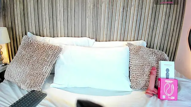 Snapshot of SofiAdanss chatting on 10-01-25, 11:47 SofiAdanss online show from 10-01-25, 11:47