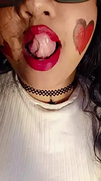 Snapshot of SelenaKayle chatting on 06-16-26, 12:05 SelenaKayle online show from 06-16-26, 12:05