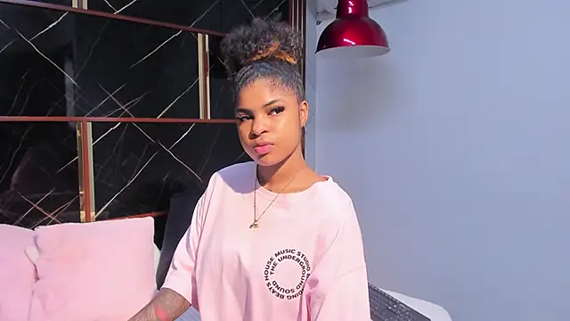 HannyThompson online show from 11-19-25, 12:05