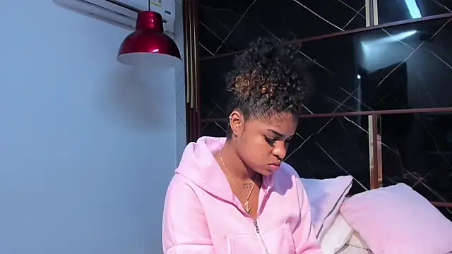 HannyThompson online show from 12-18-25, 12:31