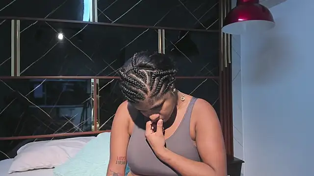 HannyThompson online show from 03-15-26, 12:45