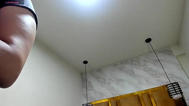 Snapshot of Luciifeer_ chatting on 02-18-26, 06:48 Luciifeer online show from 02-18-26, 06:48