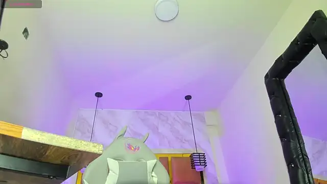 Luciifeer  online show from 04-07-26, 07:48