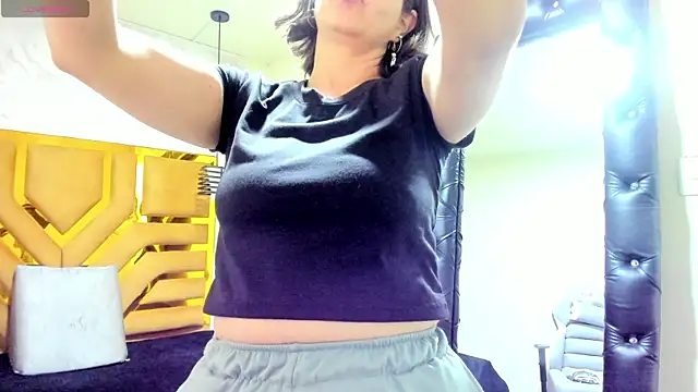 Luciifeer  online show from 01-12-26, 04:58