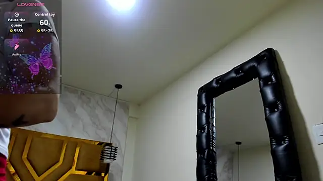 Snapshot of Luciifeer_ chatting on 02-26-26, 06:52 Luciifeer online show from 02-26-26, 06:52