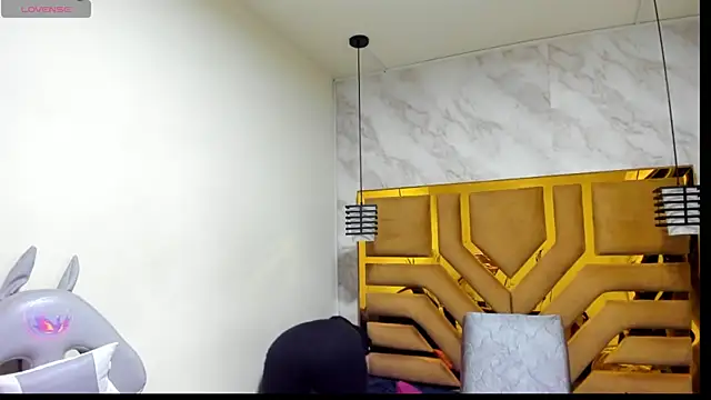 Snapshot of Luciifeer_ chatting on 02-20-26, 06:54 Luciifeer online show from 02-20-26, 06:54