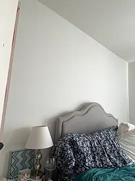 honeycombhalo online show from 04-17-26, 08:55