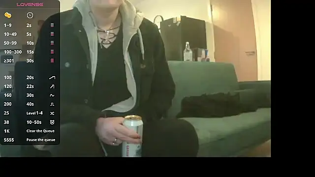 Snapshot of avamaxwell chatting on 04-05-26, 06:14 avamaxwell online show from 04-05-26, 06:14