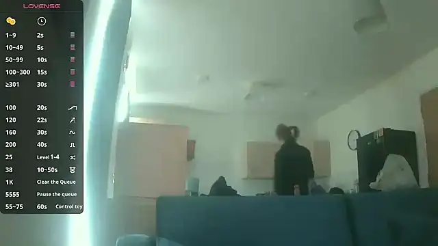 Snapshot of avamaxwell chatting on 04-27-26, 11:41 avamaxwell online show from 04-27-26, 11:41
