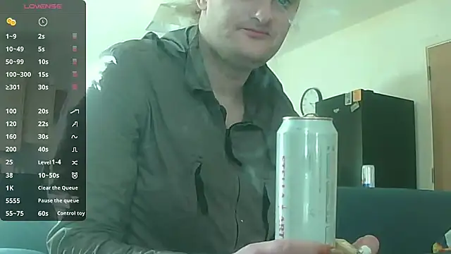 Snapshot of avamaxwell chatting on 03-28-26, 03:24 avamaxwell online show from 03-28-26, 03:24