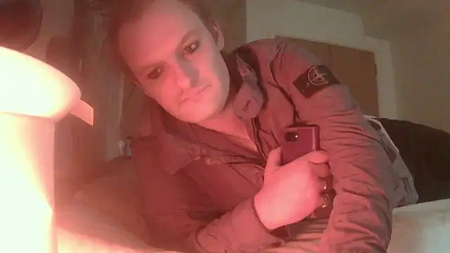 Snapshot of avamaxwell chatting on 06-12-26, 07:33 avamaxwell online show from 06-12-26, 07:33