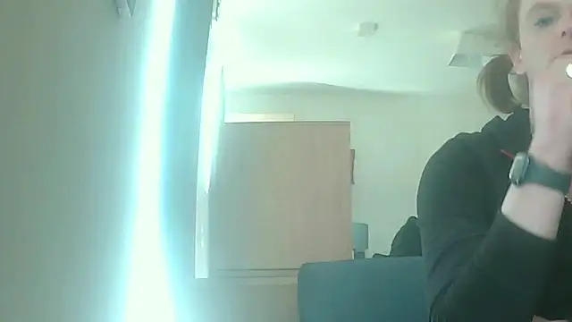 Snapshot of avamaxwell chatting on 04-30-26, 11:17 avamaxwell online show from 04-30-26, 11:17