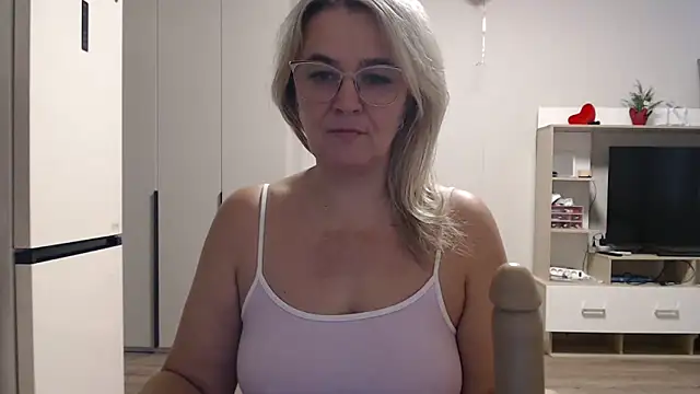 EleanoraDream online show from 03-21-26, 06:03