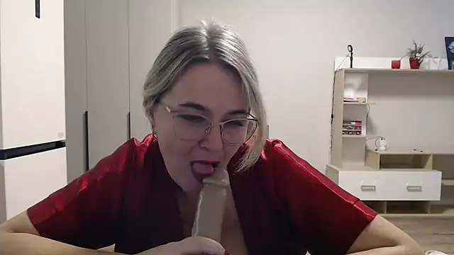 EleanoraDream online show from 01-14-26, 08:07